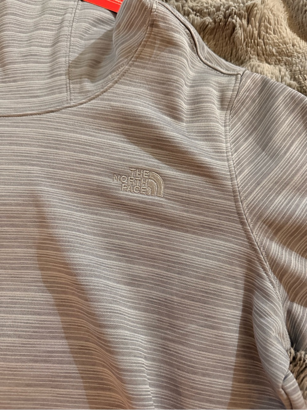 The North Face Women's Light Gray Striped Pullover Hoodie - Picture 3 of 3